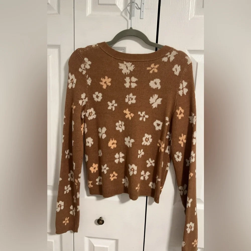 American Eagle Outfitters Brown Floral Cardigan (A bit cropped) - Picture 3 of 3